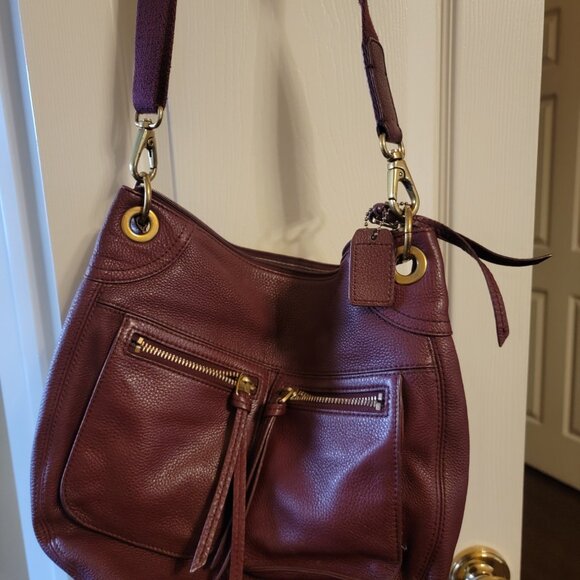 Burgundy Fossil Cross-body satchel - Picture 14 of 16